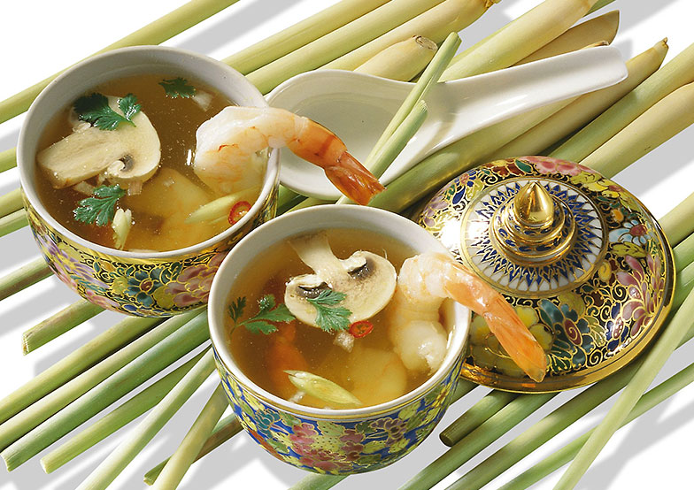 Le galanga est très présent dans la cuisine thaïlandaise, par exemple dans cette soupe à la citronnelle et aux crevettes.