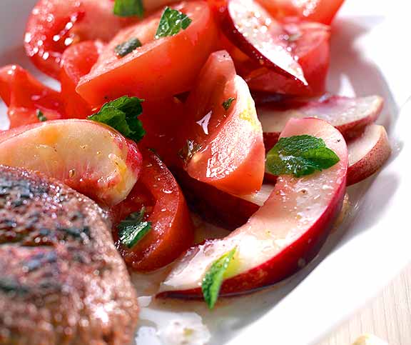 Salade de tomates au steak haché