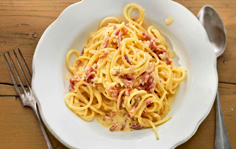 Spaghetti Carbonara mit Cola: Das verstehen Spliff also unter italienischer Küche.