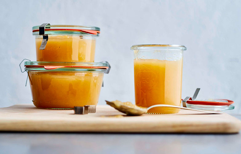 Bocaux de compote de pommes: une bonne idée pour les fans des macaronis du chalet.