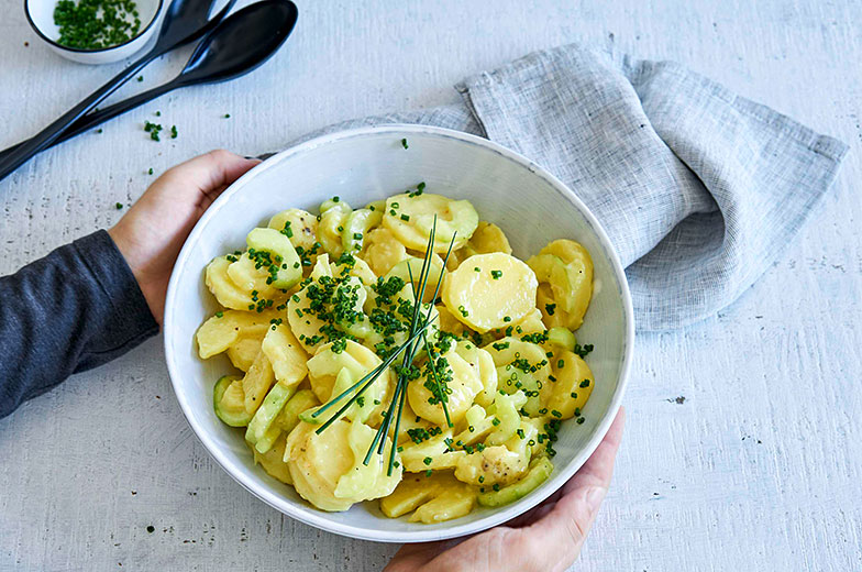 Kartoffelsalat: gute Laune bei der Gartenparty
