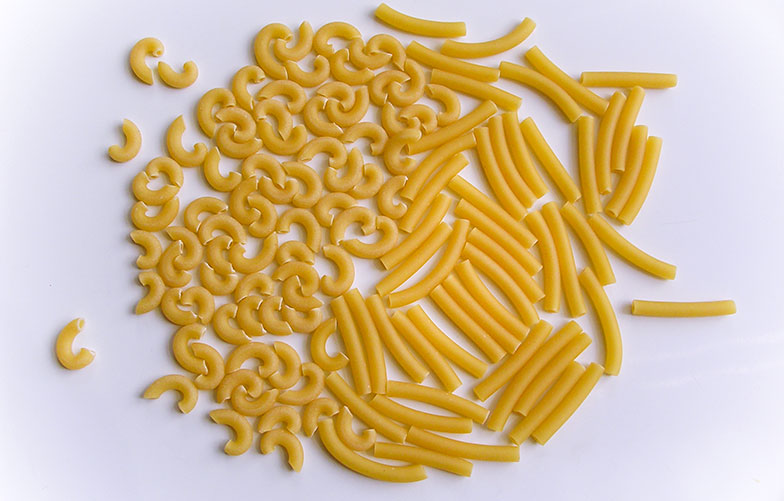 Les macaronis de Kerns «Älpler-Magronä» (à droite) sont fabriqués selon une recette datant de 1965.