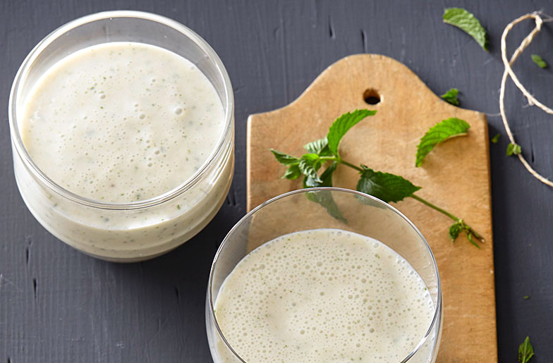 Un produit laitier dans le smoothie garantit l’équilibre acido-basique.