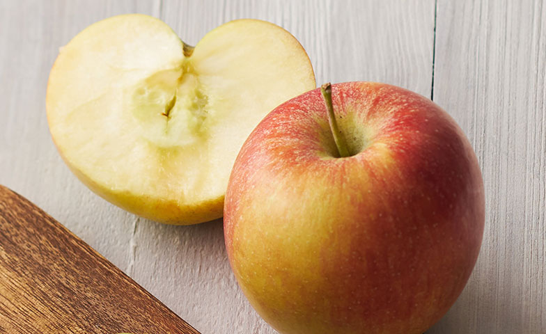 Les pommes Jonagold, Golden Delicious, Gala et Topaz sont douces et sucrées.