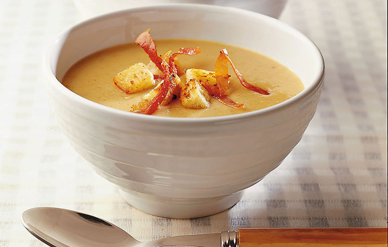 Klingt spannend und schmeckt angenehm anders: Gelberbs-Suppe.