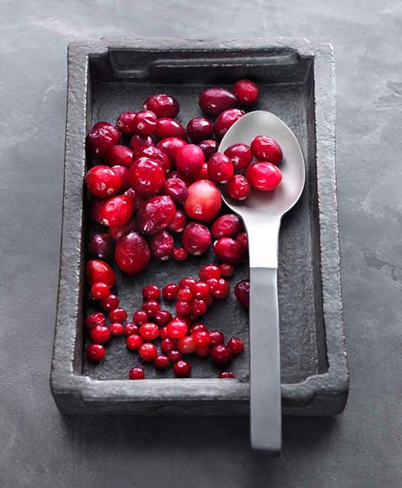 100 g frische Cranberrys enthalten: