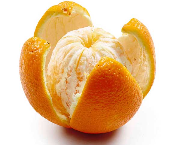 Éplucher une orange