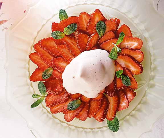 Erdbeeren mit Süsswein-Zabaione