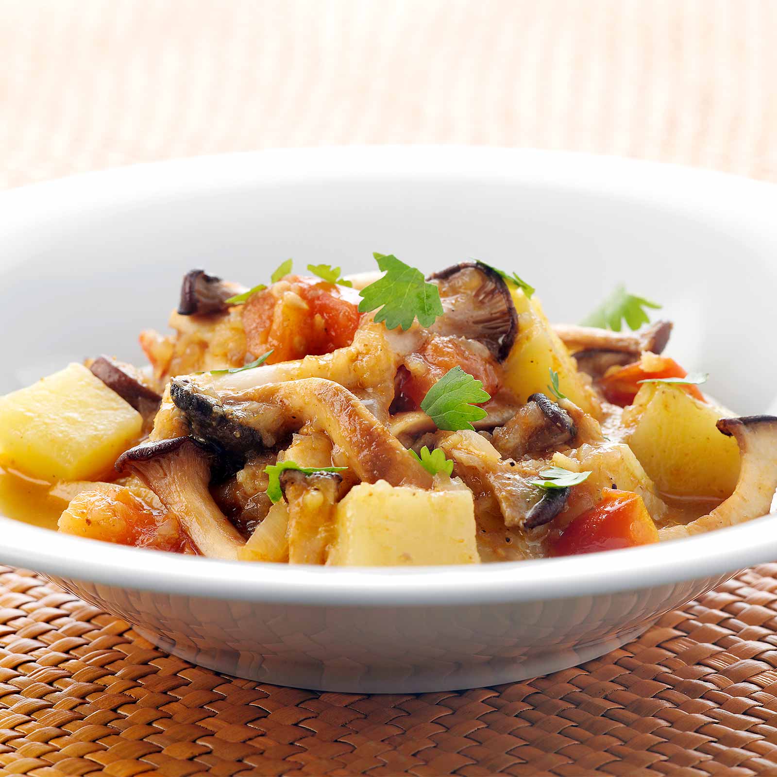 QoQa - Curry japonais aux pommes de terre et champignons