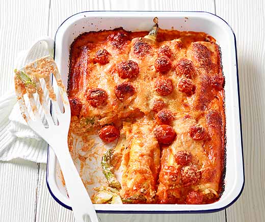 Spargel-Cannelloni mit Tomaten