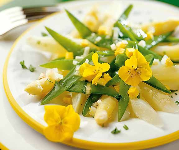 Salade d’asperges et pois mangetout