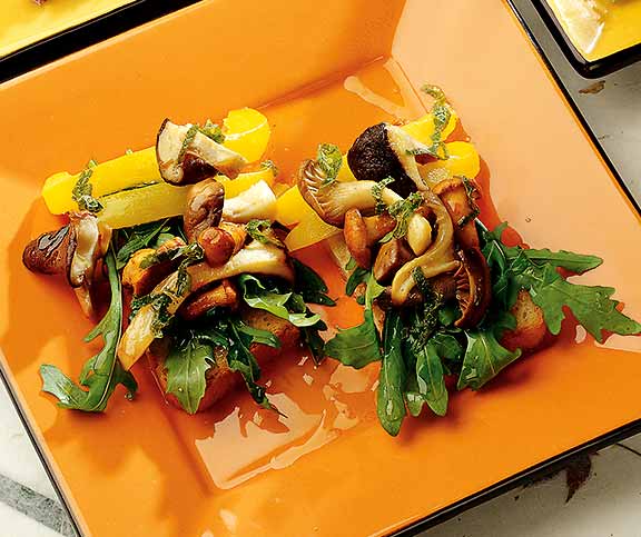 Salade aux champignons et poivrons