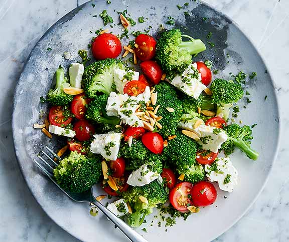 Salade brocoli-tomates et feta
